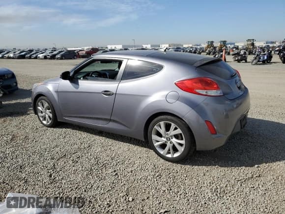 ✅ 2016 Hyundai Veloster • VIN: KMHTC6AD4GU251336 • Lot: 47229705. Wystawiony na Copart z przebiegiem 106 795 mil. Bezpłatny archiwum sprzedaży aukcyjnych z USA i szczegółowy raport historii pojazdu na DreamBid. Zdjęcie 2.