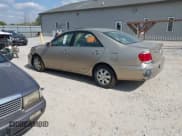 ✅ 2005 Toyota Camry STD • VIN: 4T1BE32K35U100261 • Lot: 43340699. Listed on IAAI with 150,001 mi. Free auction sales archive from the USA and detailed vehicle history report at DreamBid. Image 3.