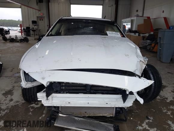 ✅ 2017 Jaguar XE 25t • VIN: SAJAR4BG1HA972547 • Lot: 41563298. Listed on IAAI with 63,265 mi. Free auction sales archive from the USA and detailed vehicle history report at DreamBid. Image 13.