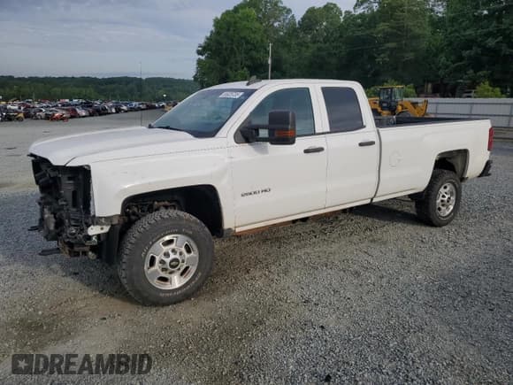 ✅ 2015 Chevrolet Silverado 2500HD Work Truck • VIN: 1GC2CUEG8FZ553402 • Lot: 55828735. Listed on Copart with 112,487 mi. Free auction sales archive from the USA and detailed vehicle history report at DreamBid. Image 1.