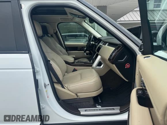 ✅ 2018 Land Rover Range Rover • VIN: SALGS5RE3JA380542 • Лот: 65276995. Опубликован ранее на Copart с пробегом 118 541 миль. Бесплатный доступ к архиву аукционных продаж из США и подробный отчёт об истории автомобиля на DreamBid. Изображение 5.