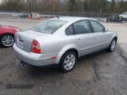 ✅ 2002 Volkswagen Passat GLX • VIN: WVWTH63B22P356725 • Lot: 43800655. Listed on IAAI with 176,477 mi. Free auction sales archive from the USA and detailed vehicle history report at DreamBid. Image 4.