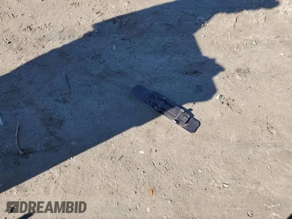 2004 Hyundai Santa Fe GLS с VIN KM8SC13D24U689800, выставлен на аукционе Copart как лот 88467245 с пробегом Не указан миль и Списание • Salvage title. История ставок и продаж доступна на DreamBid. Изображение 13.