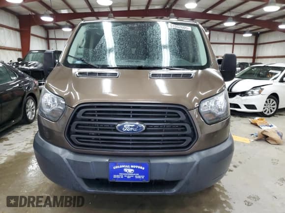 ✅ 2016 Ford Transit XL • VIN: 1FBZX2ZM4GKB32900 • Lot: 51952605. Listed on Copart with 146,575 mi. Free auction sales archive from the USA and detailed vehicle history report at DreamBid. Image 5.