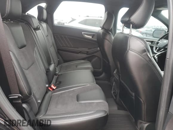 ✅ 2022 Ford Edge ST • VIN: 2FMPK4AP3NBA48055 • Lot: 59350045. Wystawiony na Copart z przebiegiem 56 184 mil. Bezpłatny archiwum sprzedaży aukcyjnych z USA i szczegółowy raport historii pojazdu na DreamBid. Zdjęcie 10.