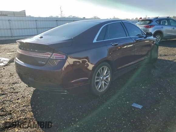 ✅ 2013 Lincoln MKZ • VIN: 3LN6L2G96DR809201 • Lot: 94935515. Wystawiony na Copart z przebiegiem 142 579 mil. Bezpłatny archiwum sprzedaży aukcyjnych z USA i szczegółowy raport historii pojazdu na DreamBid. Zdjęcie 3.
