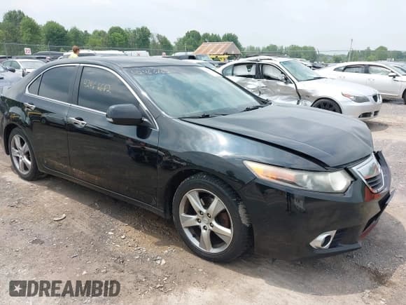 ✅ 2013 Acura TSX • VIN: JH4CU2F45DC009738 • Lot: 42466662. Wystawiony na IAAI z przebiegiem 110 977 mil. Bezpłatny archiwum sprzedaży aukcyjnych z USA i szczegółowy raport historii pojazdu na DreamBid. Zdjęcie 1.