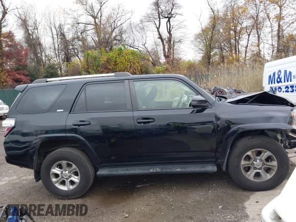 ✅ 2019 Toyota 4Runner SR5 Premium • VIN: JTEBU5JR5K5613191 • Lot: 43745080. Listed on IAAI with 166,716 mi. Free auction sales archive from the USA and detailed vehicle history report at DreamBid. Image 13.