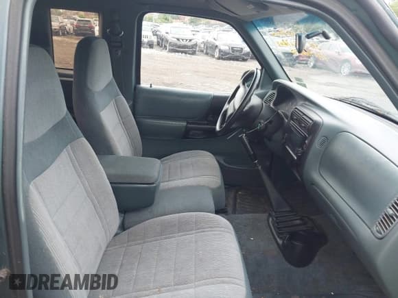 ✅ 1997 Ford Ranger XLT • VIN: 1FTCR14X2VPA66175 • Lot: 42327264. Listed on IAAI with 150,587 mi. Free auction sales archive from the USA and detailed vehicle history report at DreamBid. Image 5.