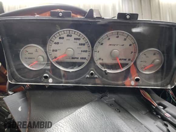 2005 Dodge Neon SRT-4 z VIN 1B3AS66SX5D286869, wystawiony jako Copart lot #83699934 z przebiegiem Nie podano mil oraz Nie do naprawy • Non repairable. Historia ofert i sprzedaży dostępna na DreamBid. Obrazek 9.