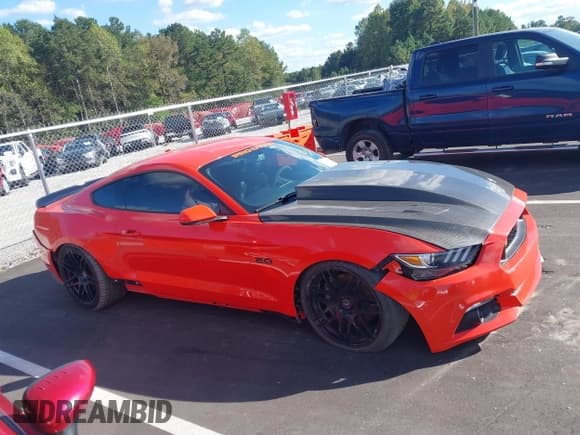 ✅ 2015 Ford Mustang GT Premium • VIN: 1FA6P8CF9F5329897 • Lot: 43313995. Listed on IAAI with 41,986 mi. Free auction sales archive from the USA and detailed vehicle history report at DreamBid. Image 13.