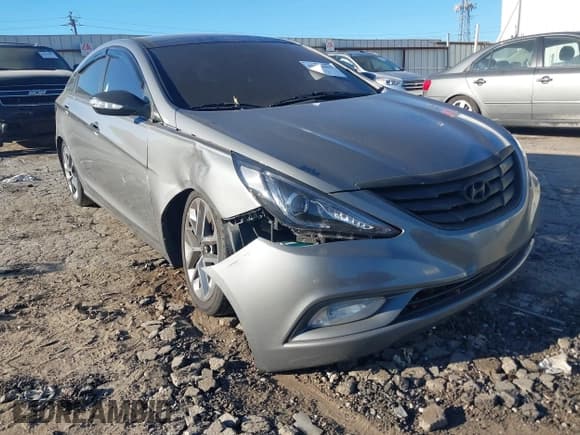 ✅ 2013 Hyundai Sonata SE • VIN: 5NPEC4AC8DH687136 • Lot: 43453065. Listed on IAAI with 164,631 mi. Free auction sales archive from the USA and detailed vehicle history report at DreamBid. Image 6.