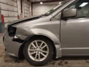 ✅ 2018 Dodge Grand Caravan SXT • VIN: 2C4RDGCG6JR225060 • Lot: 43425559. Wystawiony na IAAI z przebiegiem 58 042 mil. Bezpłatny archiwum sprzedaży aukcyjnych z USA i szczegółowy raport historii pojazdu na DreamBid. Zdjęcie 6.