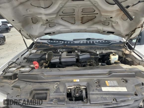 ✅ 2019 Ford F-250 XL • VIN: 1FT7X2A6XKEF63264 • Lot: 81758035. Listed on Copart with 111,999 mi. Free auction sales archive from the USA and detailed vehicle history report at DreamBid. Image 11.