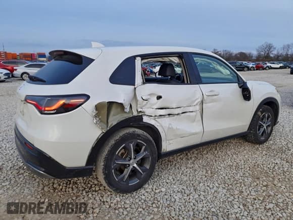 ✅ 2023 Honda HR-V EX-L • VIN: 3CZRZ2H72PM712716 • Lot: 96049525. Listed on Copart with 26,859 mi. Free auction sales archive from the USA and detailed vehicle history report at DreamBid. Image 3.