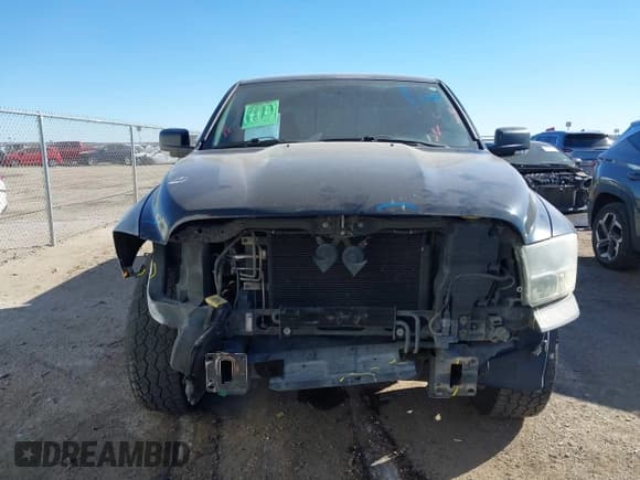 ✅ 2010 Dodge 1500 SLT • VIN: 1D7RB1GT5AS209737 • Lot: 41413982. Wystawiony na IAAI z przebiegiem 185 043 mil. Bezpłatny archiwum sprzedaży aukcyjnych z USA i szczegółowy raport historii pojazdu na DreamBid. Zdjęcie 6.