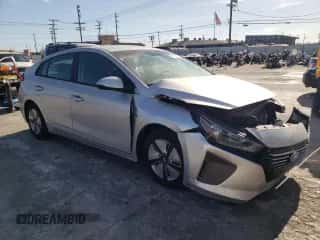 2017 Hyundai Ioniq Blue z VIN KMHC65LC5HU039973, wystawiony jako Copart lot #74104833 z przebiegiem 103 139 mil mil oraz . Historia ofert i sprzedaży dostępna na DreamBid. Obrazek 4.