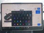 ✅ 2024 Tesla Model Y • VIN: 7SAYGDED6RF105712 • Lot: 42426766. Wystawiony na IAAI z przebiegiem 12 527 mil. Bezpłatny archiwum sprzedaży aukcyjnych z USA i szczegółowy raport historii pojazdu na DreamBid. Zdjęcie 18.