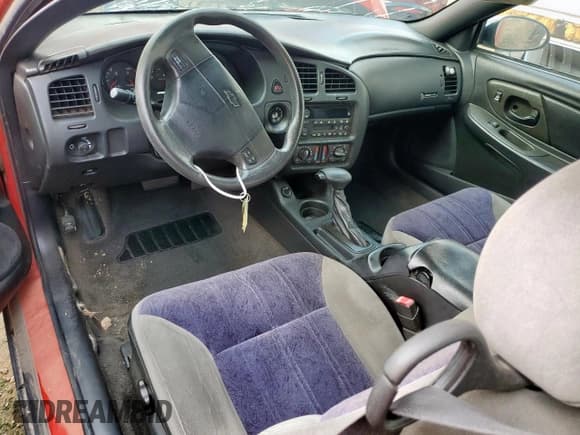 ✅ 2004 Chevrolet Monte Carlo LS • VIN: 2G1WW12E249296618 • Lot: 62689645. Listed on Copart with 91,340 mi. Free auction sales archive from the USA and detailed vehicle history report at DreamBid. Image 8.