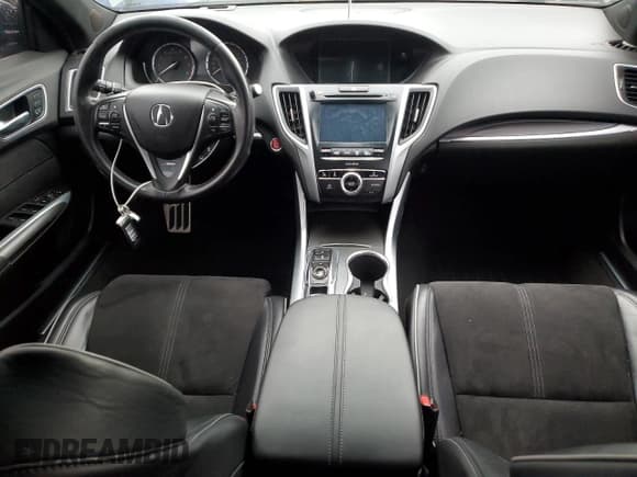 ✅ 2020 Acura TLX Technology • VIN: 19UUB3F49LA800027 • Lot: 81028025. Listed on Copart with Not provided. Free auction sales archive from the USA and detailed vehicle history report at DreamBid. Image 8.