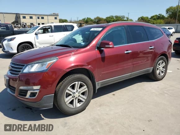 ✅ 2015 Chevrolet Traverse LT • VIN: 1GNKRHKD3FJ310697 • Lot: 71625404. Wystawiony na Copart z przebiegiem 124 468 mil. Bezpłatny archiwum sprzedaży aukcyjnych z USA i szczegółowy raport historii pojazdu na DreamBid. Zdjęcie 1.