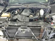 ✅ 2005 Chevrolet Suburban LS • VIN: 3GNFK16Z75G166803 • Lot: 81596215. Wystawiony na Copart z przebiegiem 165 985 mil. Bezpłatny archiwum sprzedaży aukcyjnych z USA i szczegółowy raport historii pojazdu na DreamBid. Zdjęcie 12.