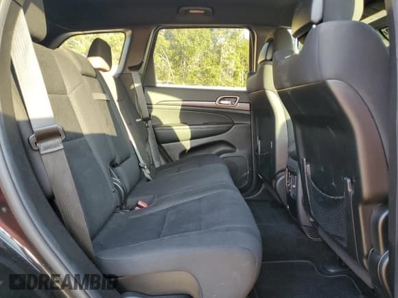 ✅ 2015 Jeep Grand Cherokee Laredo • VIN: 1C4RJEAG2FC707086 • Lot: 84167785. Listed on Copart with 100,035 mi. Free auction sales archive from the USA and detailed vehicle history report at DreamBid. Image 11.