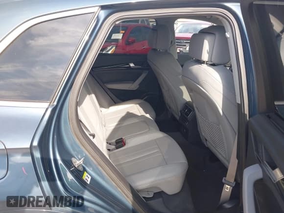 ✅ 2018 Audi Q5 Prestige • VIN: WA1CNAFY9J2192343 • Lot: 43412638. Listed on IAAI with 79,341 mi. Free auction sales archive from the USA and detailed vehicle history report at DreamBid. Image 8.