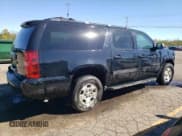 ✅ 2012 Chevrolet Suburban LT • VIN: 1GNSKJE72CR220164 • Lot: 75319034. Wystawiony na Copart z przebiegiem 104 327 mil. Bezpłatny archiwum sprzedaży aukcyjnych z USA i szczegółowy raport historii pojazdu na DreamBid. Zdjęcie 3.