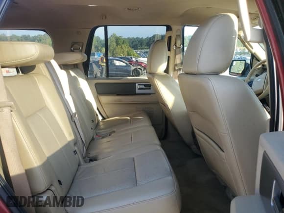 ✅ 2014 Ford Expedition XLT • VIN: 1FMJU1J51EEF46322 • Лот: 81748675. Опубликован ранее на Copart с пробегом 187 545 миль. Бесплатный доступ к архиву аукционных продаж из США и подробный отчёт об истории автомобиля на DreamBid. Изображение 11.