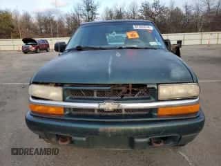 2002 Chevrolet Blazer LS with VIN 1GNDT13W22K217045, listed as a Copart auction lot 87355514 with 159,038 mi miles and Salvage title. Bid and sale history available at DreamBid. Image 5.