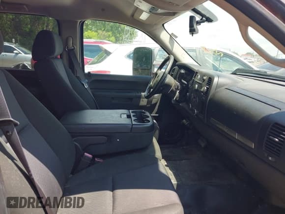 ✅ 2012 GMC Sierra 1500 SLE • VIN: 3GTP2VE7XCG292462 • Lot: 42376432. Wystawiony na IAAI z przebiegiem 190 485 mil. Bezpłatny archiwum sprzedaży aukcyjnych z USA i szczegółowy raport historii pojazdu na DreamBid. Zdjęcie 5.