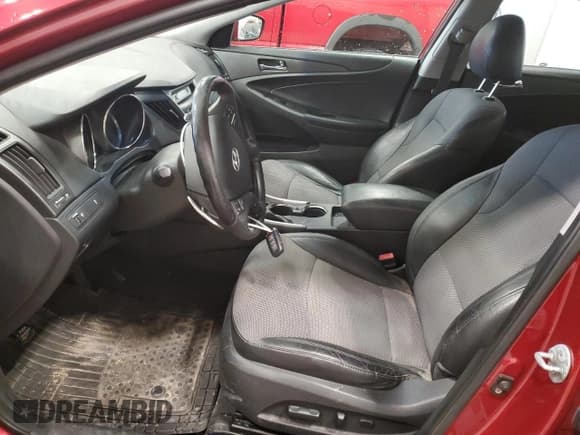 ✅ 2011 Hyundai Sonata SE • VIN: 5NPEC4AC7BH070386 • Lot: 75993074. Listed on Copart with 157,652 mi. Free auction sales archive from the USA and detailed vehicle history report at DreamBid. Image 7.