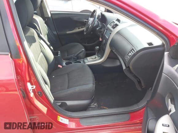 ✅ 2013 Toyota Corolla L • VIN: 2T1BU4EE8DC032747 • Lot: 43629840. Listed on IAAI with 110,954 mi. Free auction sales archive from the USA and detailed vehicle history report at DreamBid. Image 5.