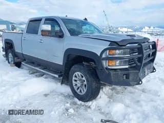 ✅ 2018 Chevrolet Silverado 2500HD LTZ • VIN: 1GC1KWEY4JF279774 • Lot: 41587015. Wystawiony na IAAI z przebiegiem 302 711 mil. Bezpłatny archiwum sprzedaży aukcyjnych z USA i szczegółowy raport historii pojazdu na DreamBid. Zdjęcie 1.