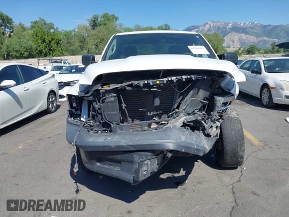 ✅ 2019 Ram 1500 Express • VIN: 1C6RR7FG6KS655224 • Lot: 42380093. Wystawiony na IAAI z przebiegiem 96 054 mil. Bezpłatny archiwum sprzedaży aukcyjnych z USA i szczegółowy raport historii pojazdu na DreamBid. Zdjęcie 12.