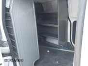 ✅ 2019 Nissan NV200 SV • VIN: 3N6CM0KN1KK706381 • Lot: 42845727. Wystawiony na IAAI z przebiegiem 92 700 mil. Bezpłatny archiwum sprzedaży aukcyjnych z USA i szczegółowy raport historii pojazdu na DreamBid. Zdjęcie 8.