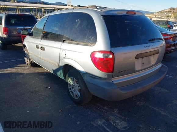 ✅ 2005 Dodge Caravan SE • VIN: 1D4GP25B05B410702 • Lot: 43847060. Wystawiony na IAAI z przebiegiem 102 984 mil. Bezpłatny archiwum sprzedaży aukcyjnych z USA i szczegółowy raport historii pojazdu na DreamBid. Zdjęcie 3.