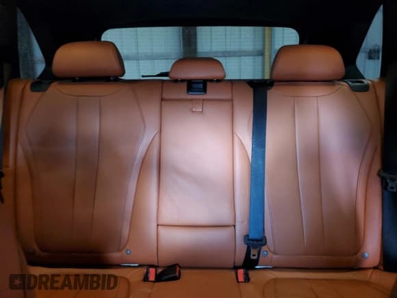 ✅ 2017 BMW X5 M • VIN: 5YMKT6C35H0U39447 • Lot: 58659325. Wystawiony na Copart z przebiegiem 110 724 mil. Bezpłatny archiwum sprzedaży aukcyjnych z USA i szczegółowy raport historii pojazdu na DreamBid. Zdjęcie 10.