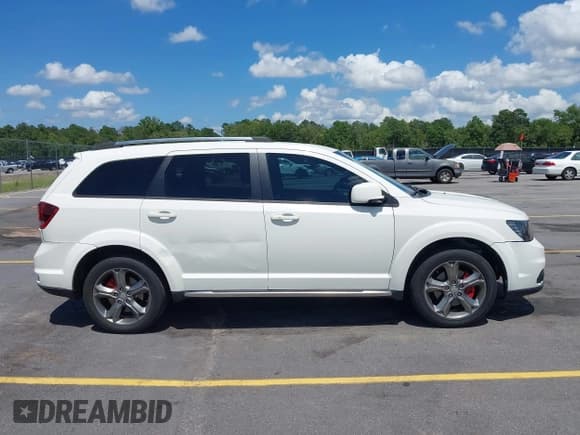 ✅ 2017 Dodge Journey Crossroad Plus • VIN: 3C4PDCGB5HT613192 • Лот: 42517198. Опубликован ранее на IAAI с пробегом 120 746 миль. Бесплатный доступ к архиву аукционных продаж из США и подробный отчёт об истории автомобиля на DreamBid. Изображение 13.