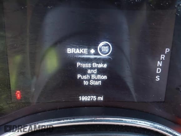 ✅ 2015 Jeep Grand Cherokee Overland • VIN: 1C4RJFCG3FC697994 • Lot: 40526924. Listed on IAAI with 199,275 mi. Free auction sales archive from the USA and detailed vehicle history report at DreamBid. Image 7.