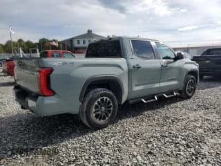 ✅ 2024 Toyota Tundra SR5 • VIN: 5TFLA5DB5RX205515 • Lot: 86679685. Listed on Copart with 28,835 mi. Free auction sales archive from the USA and detailed vehicle history report at DreamBid. Image 3.