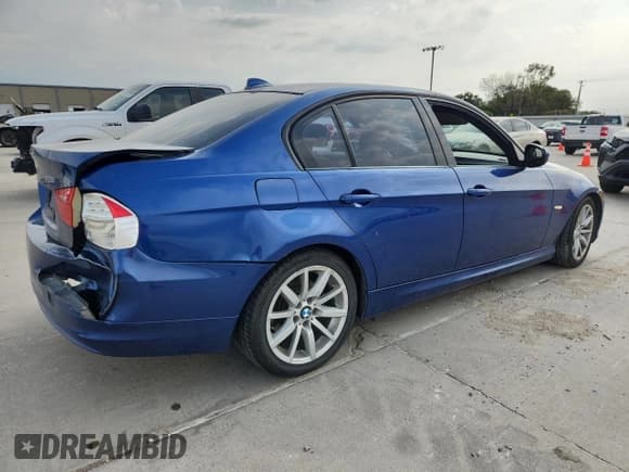 ✅ 2011 BMW 3 Series 328i • VIN: WBAPH7C51BE679741 • Lot: 82635225. Listed on Copart with 144,535 mi. Free auction sales archive from the USA and detailed vehicle history report at DreamBid. Image 3.