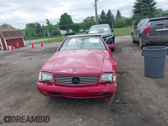 ✅ 1997 Mercedes-Benz SL 500 • VIN: WDBFA67FXVF144825 • Lot: 42299895. Listed on IAAI with 132,118 mi. Free auction sales archive from the USA and detailed vehicle history report at DreamBid. Image 12.
