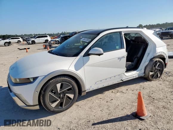 ✅ 2025 Hyundai Ioniq 5 Limited • VIN: 7YAKR4DA1SY001180 • Lot: 84413865. Listed on Copart with 6,091 mi. Free auction sales archive from the USA and detailed vehicle history report at DreamBid. Image 1.