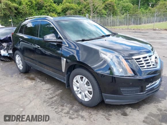 ✅ 2016 Cadillac SRX Luxury Collection • VIN: 3GYFNBE37GS587286 • Лот: 42193395. Опубликован ранее на IAAI с пробегом 109 350 миль. Бесплатный доступ к архиву аукционных продаж из США и подробный отчёт об истории автомобиля на DreamBid. Изображение 1.