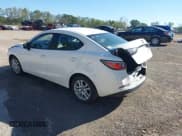 ✅ 2018 Toyota Yaris • VIN: 3MYDLBYV8JY329199 • Лот: 43352455. Опубликован ранее на IAAI с пробегом 77 549 миль. Бесплатный доступ к архиву аукционных продаж из США и подробный отчёт об истории автомобиля на DreamBid. Изображение 3.