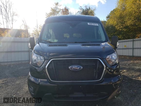 ✅ 2025 Ford Transit Passenger XLT • VIN: 1FBAX2C82SKA56899 • Lot: 80873315. Listed on Copart with 4,730 mi. Free auction sales archive from the USA and detailed vehicle history report at DreamBid. Image 5.