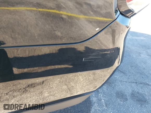 ✅ 2022 Chevrolet Suburban LT • VIN: 1GNSKCKD6NR220063 • Lot: 42255869. Listed on IAAI with 89,789 mi. Free auction sales archive from the USA and detailed vehicle history report at DreamBid. Image 19.