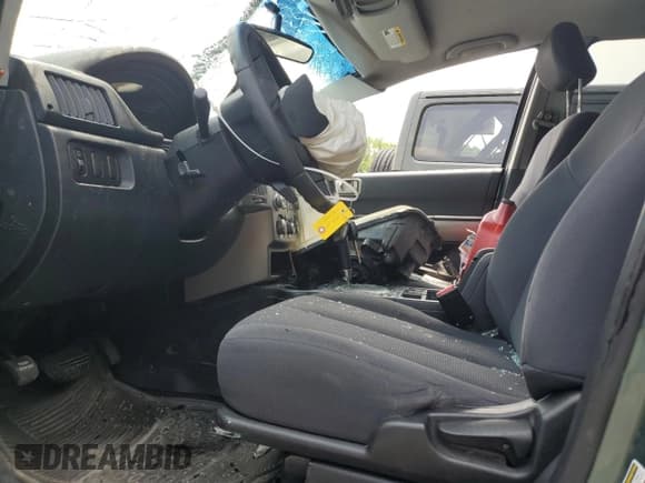 ✅ 2005 Mitsubishi Endeavor LS • VIN: 4A4MM21S65E008124 • Лот: 60615105. Опубликован ранее на Copart с пробегом 156 885 миль. Бесплатный доступ к архиву аукционных продаж из США и подробный отчёт об истории автомобиля на DreamBid. Изображение 7.